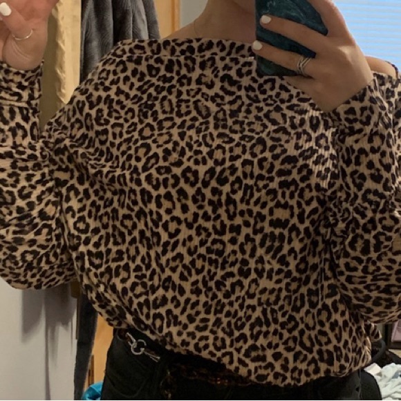 Forever 21 Tops - Off the Shoulder Cheetah Print long sleeve